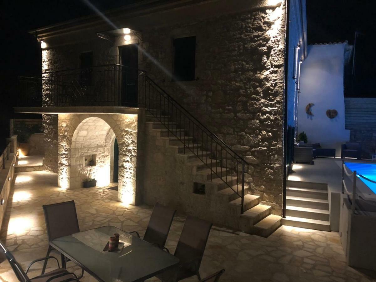 Villa Charonia Spanokhorion Экстерьер фото